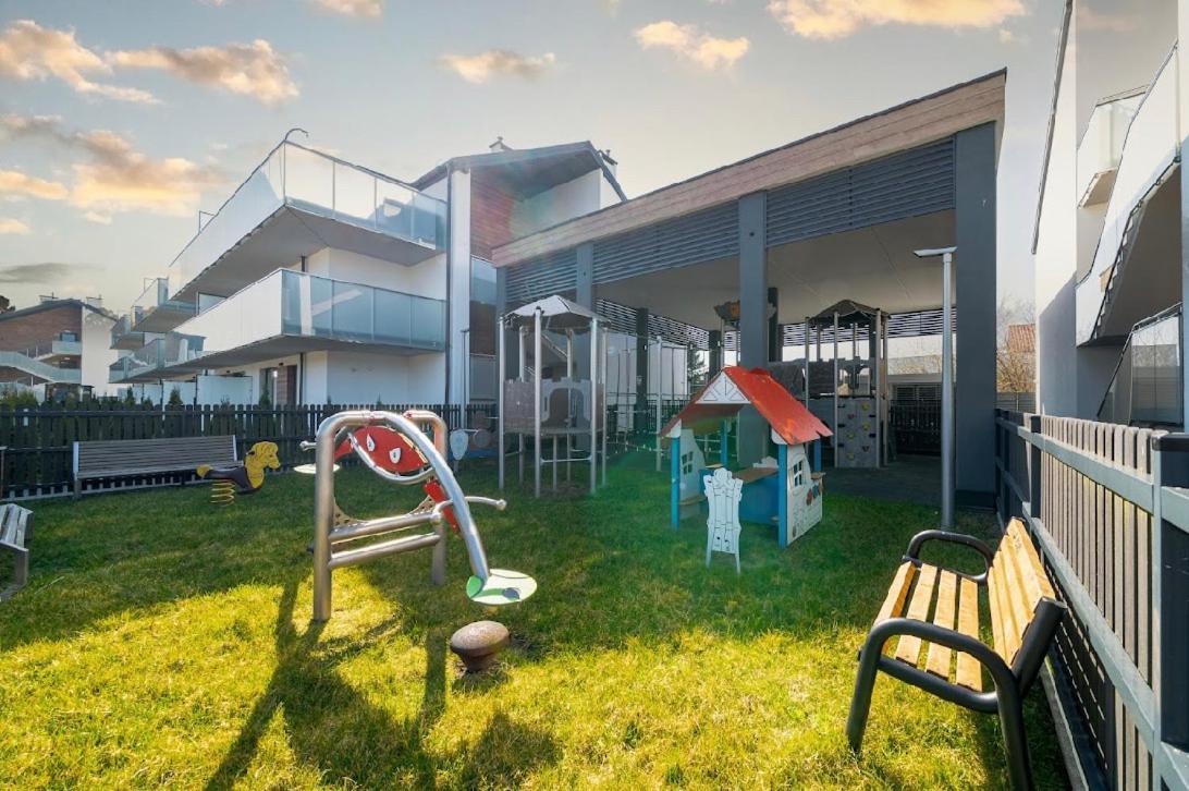 Apartament Przy Wydmie Гжибово Екстер'єр фото
